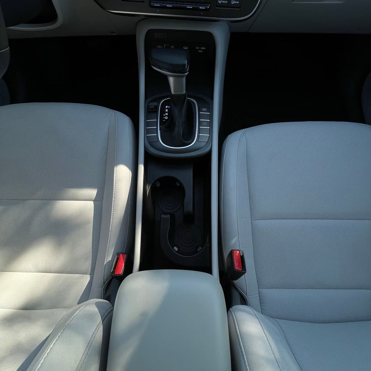 2025 Hyundai Kona - Image 19