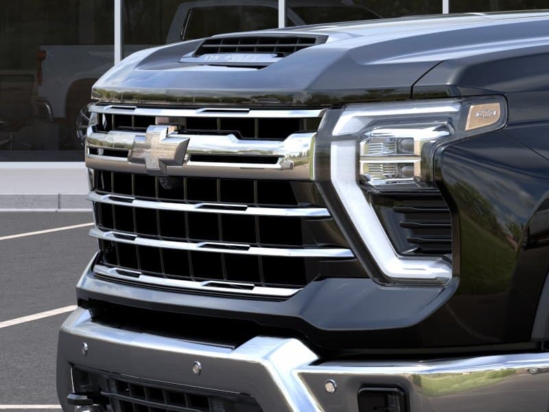 2026 Chevrolet Silverado 3500 HD - Image 13