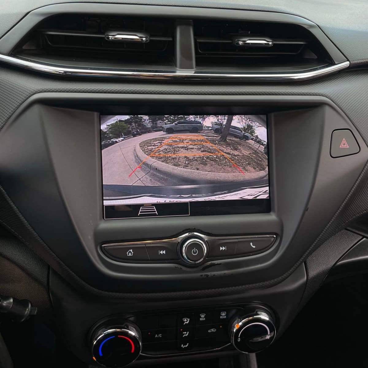 2021 Chevrolet Trailblazer - Image 17