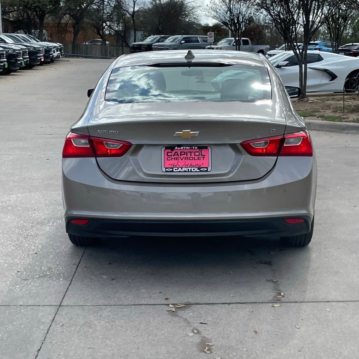 2024 Chevrolet Malibu - Image 5