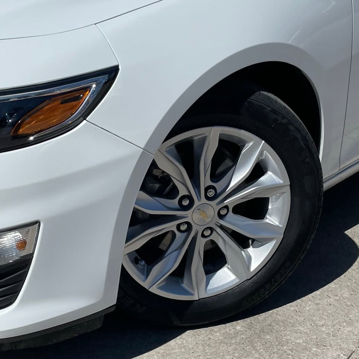 2024 Chevrolet Malibu - Image 9