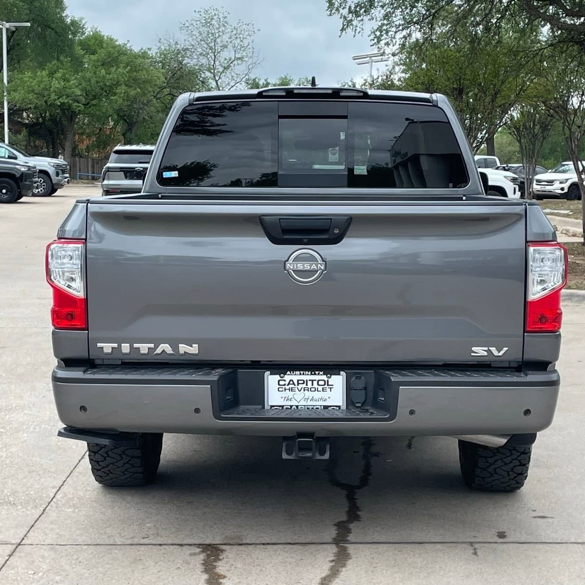 2024 Nissan Titan - Image 5