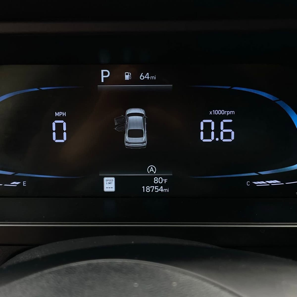 2025 Hyundai Elantra - Image 15