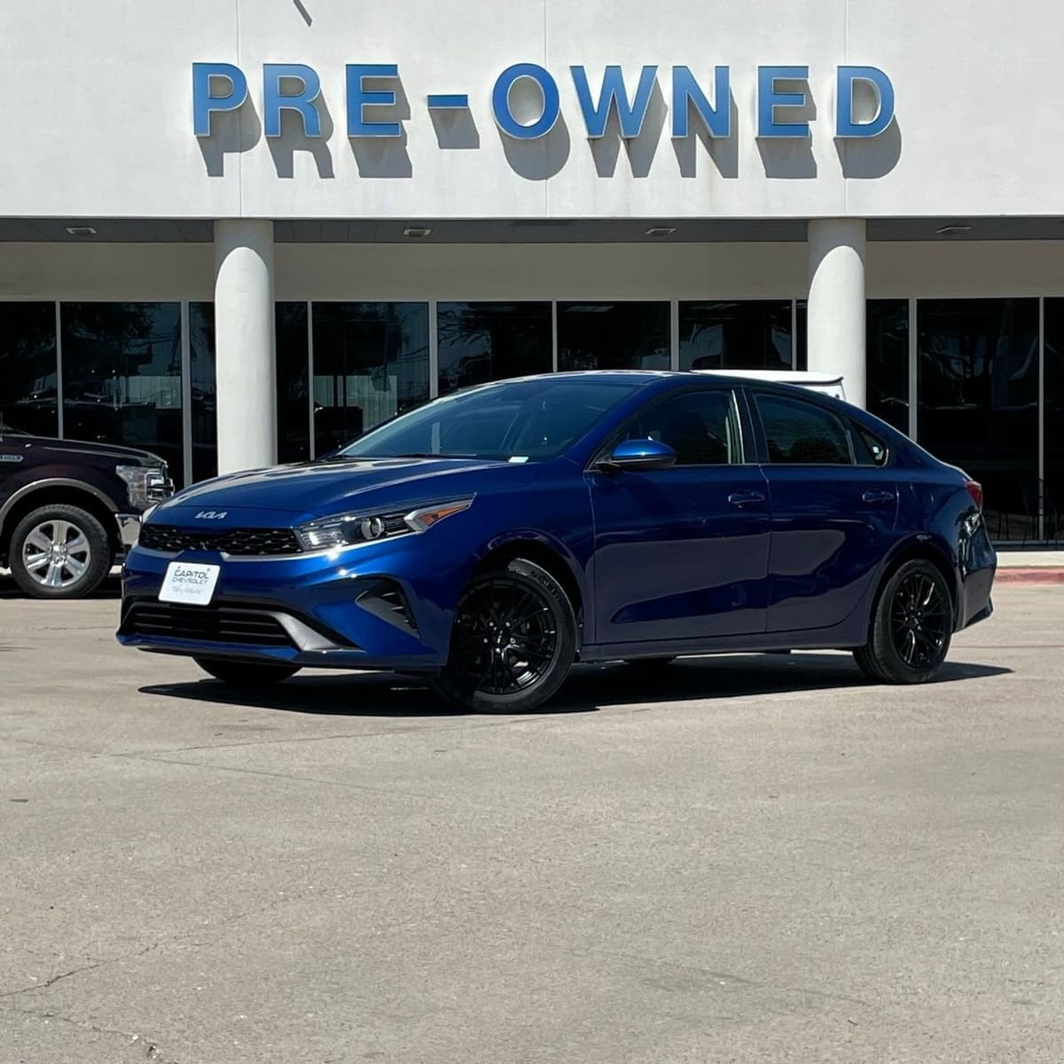 2023 Kia Forte - Image 2