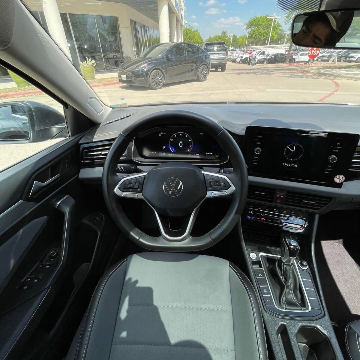 2025 Volkswagen Jetta - Image 12