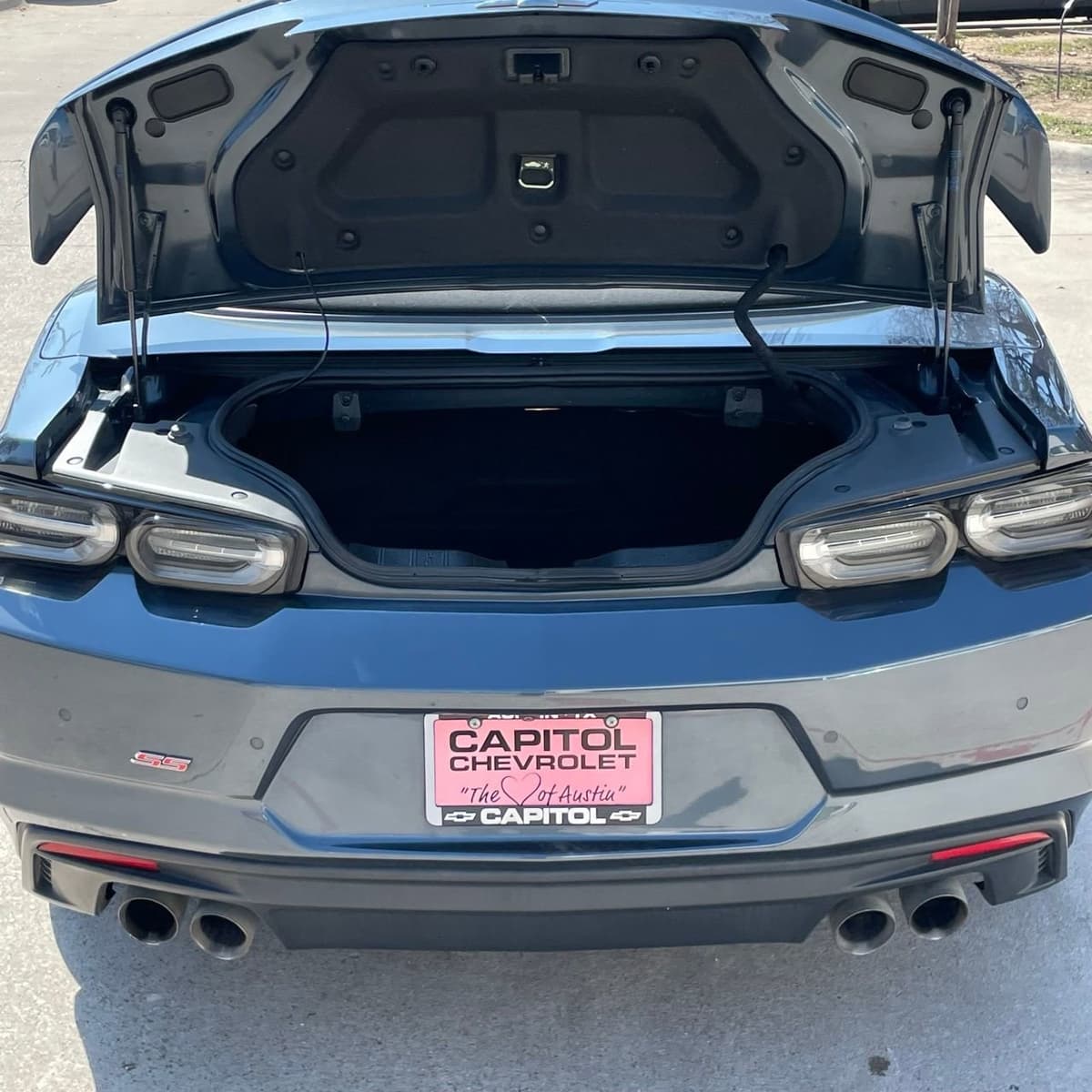 2023 Chevrolet Camaro - Image 25