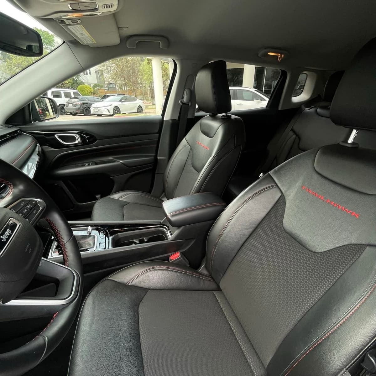 2022 Jeep Compass - Image 23