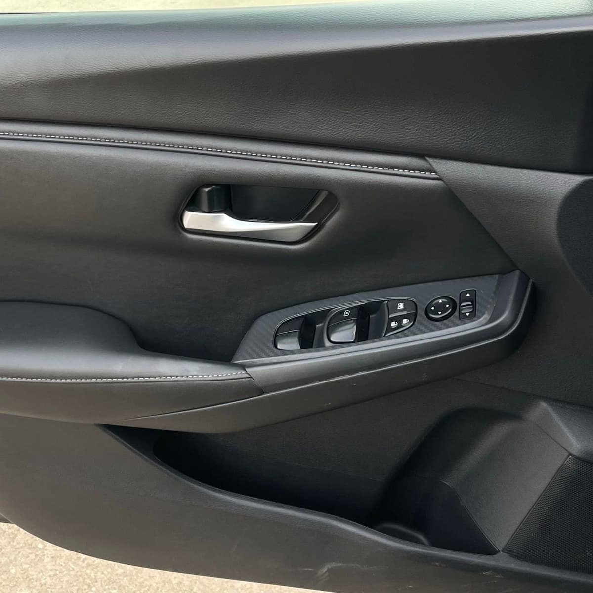 2023 Nissan Sentra - Image 21