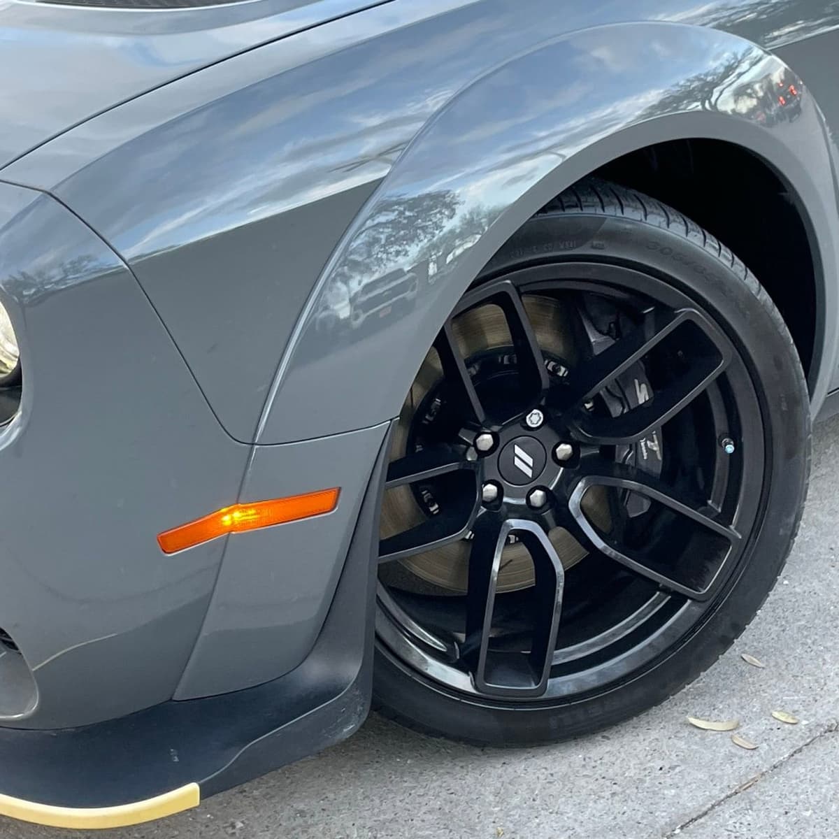 2023 Dodge Challenger - Image 8