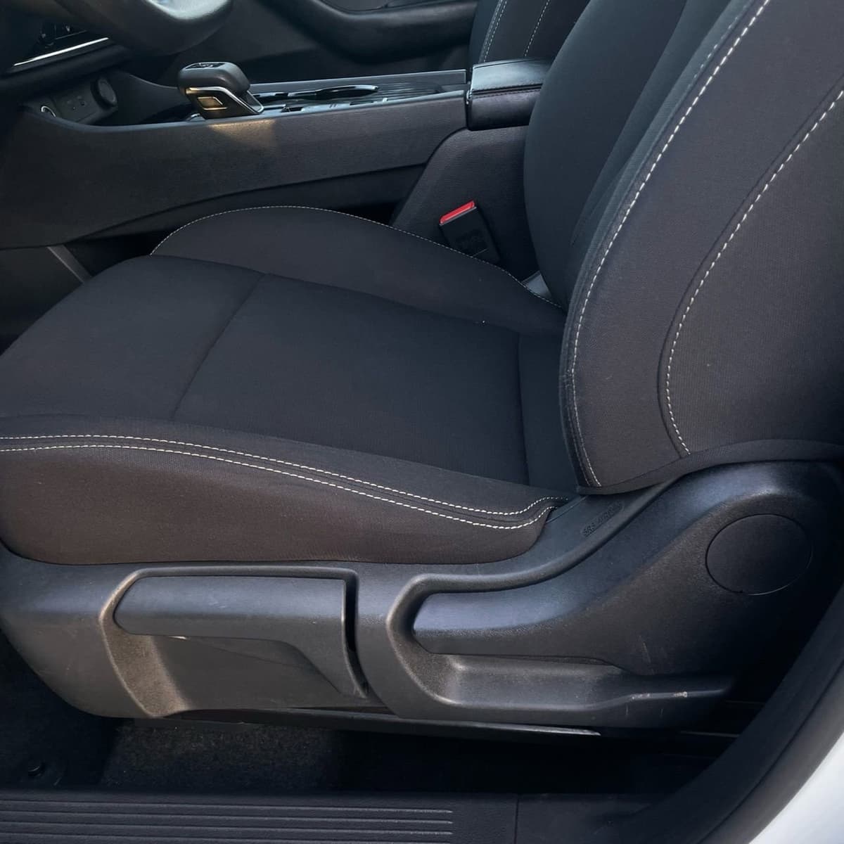 2023 Nissan Rogue - Image 22