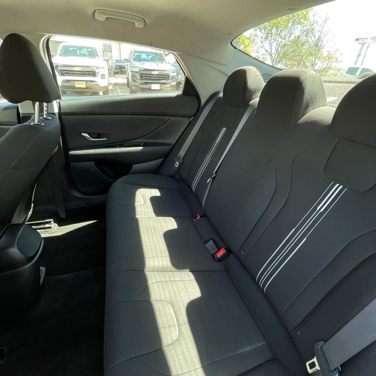 2024 Hyundai Elantra - Image 23