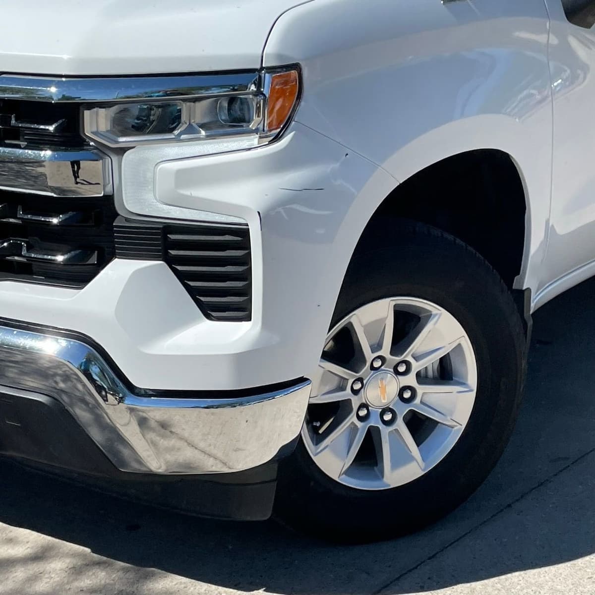 2025 Chevrolet Silverado 1500 - Image 9