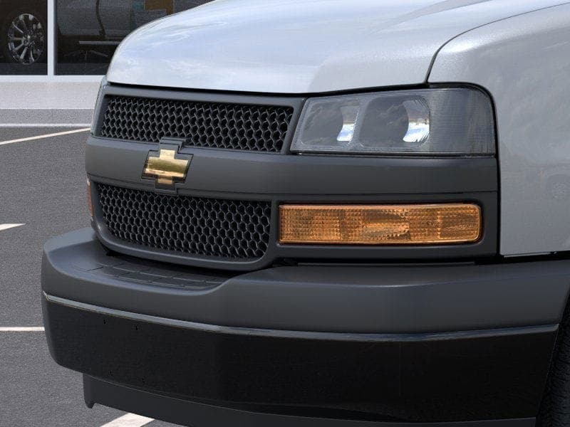 2025 Chevrolet Express Cargo - Image 13