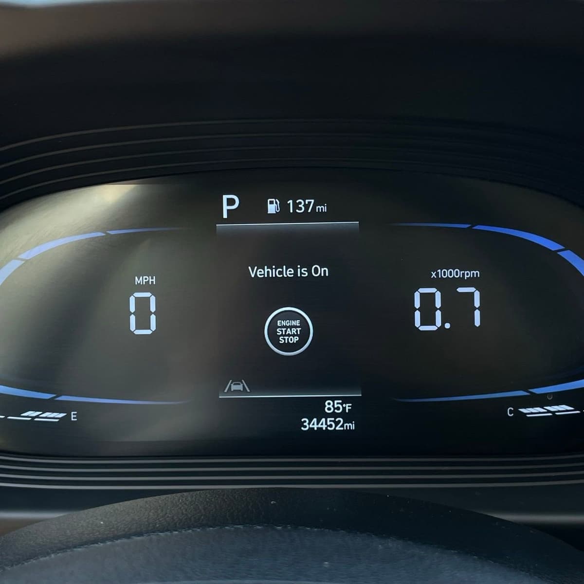 2025 Hyundai Venue - Image 15