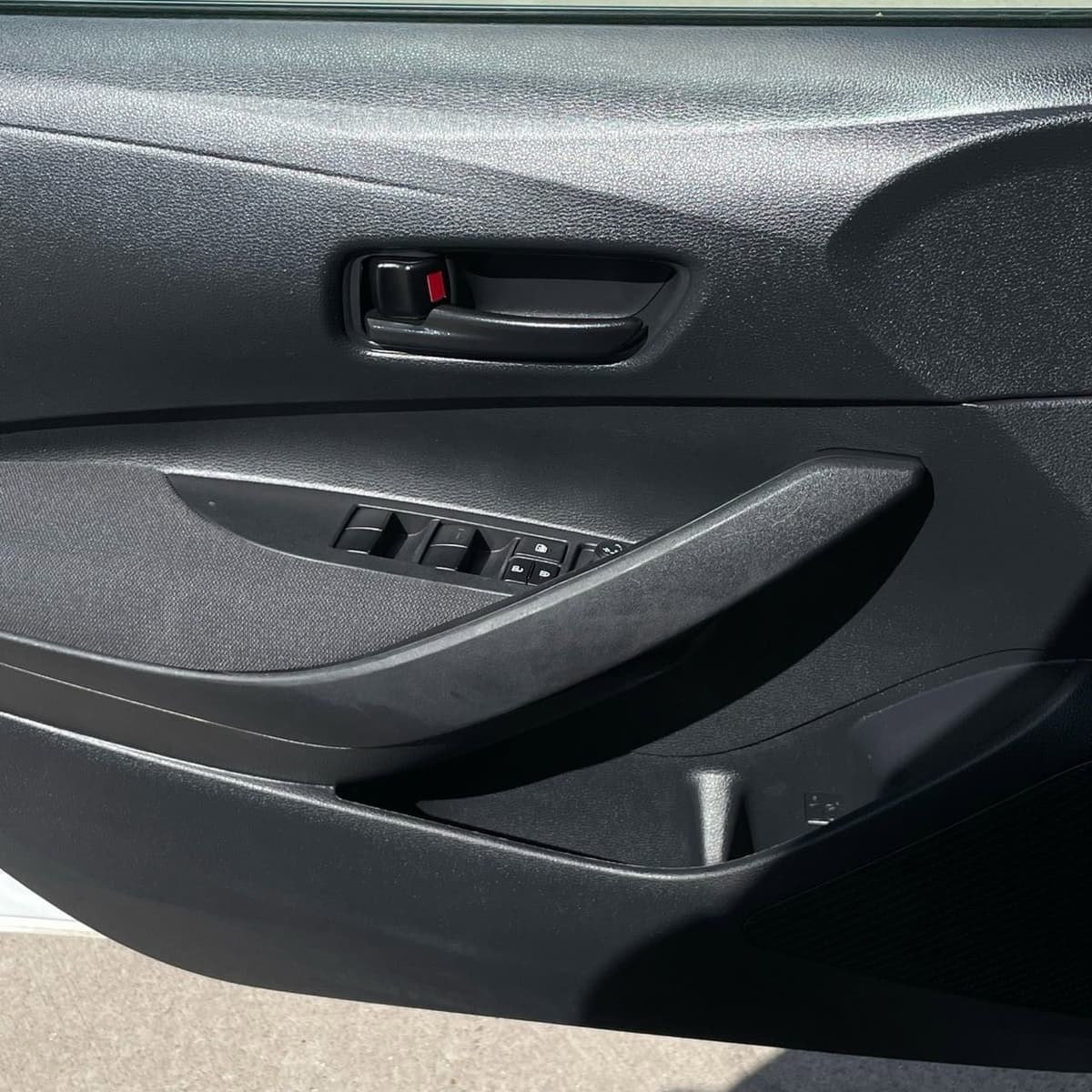 2024 Toyota Corolla - Image 19