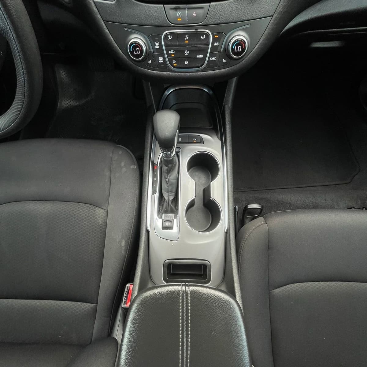 2024 Chevrolet Malibu - Image 18