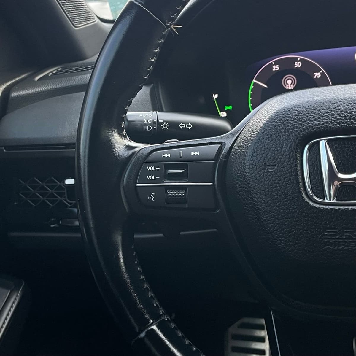 2023 Honda Accord Hybrid - Image 14