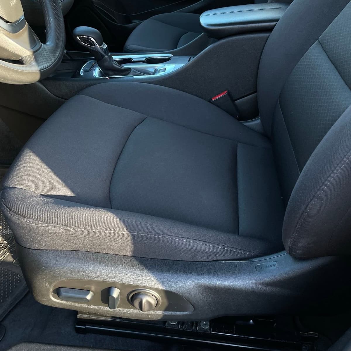 2024 Chevrolet Malibu - Image 23