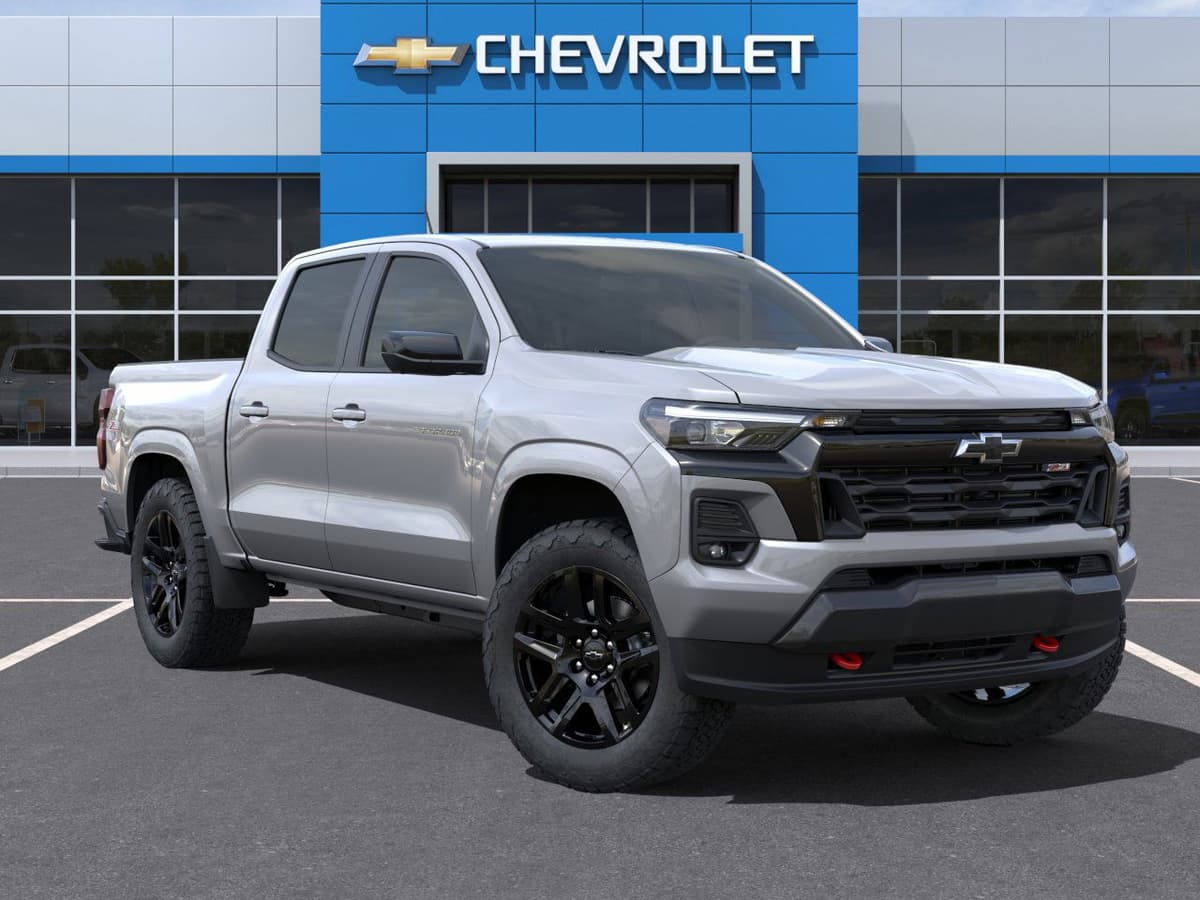 2025 Chevrolet Colorado - Image 7