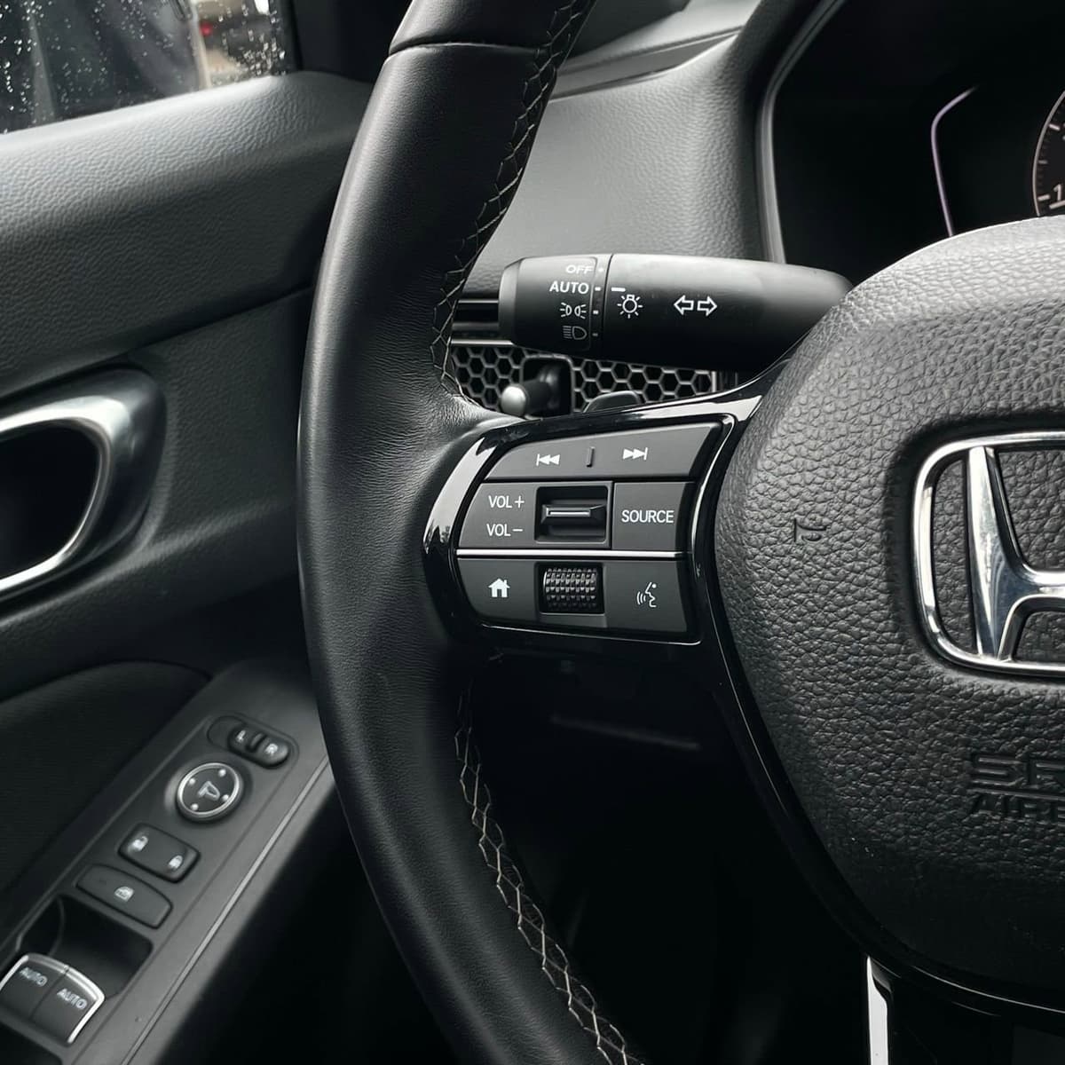 2025 Honda Civic Sedan - Image 13