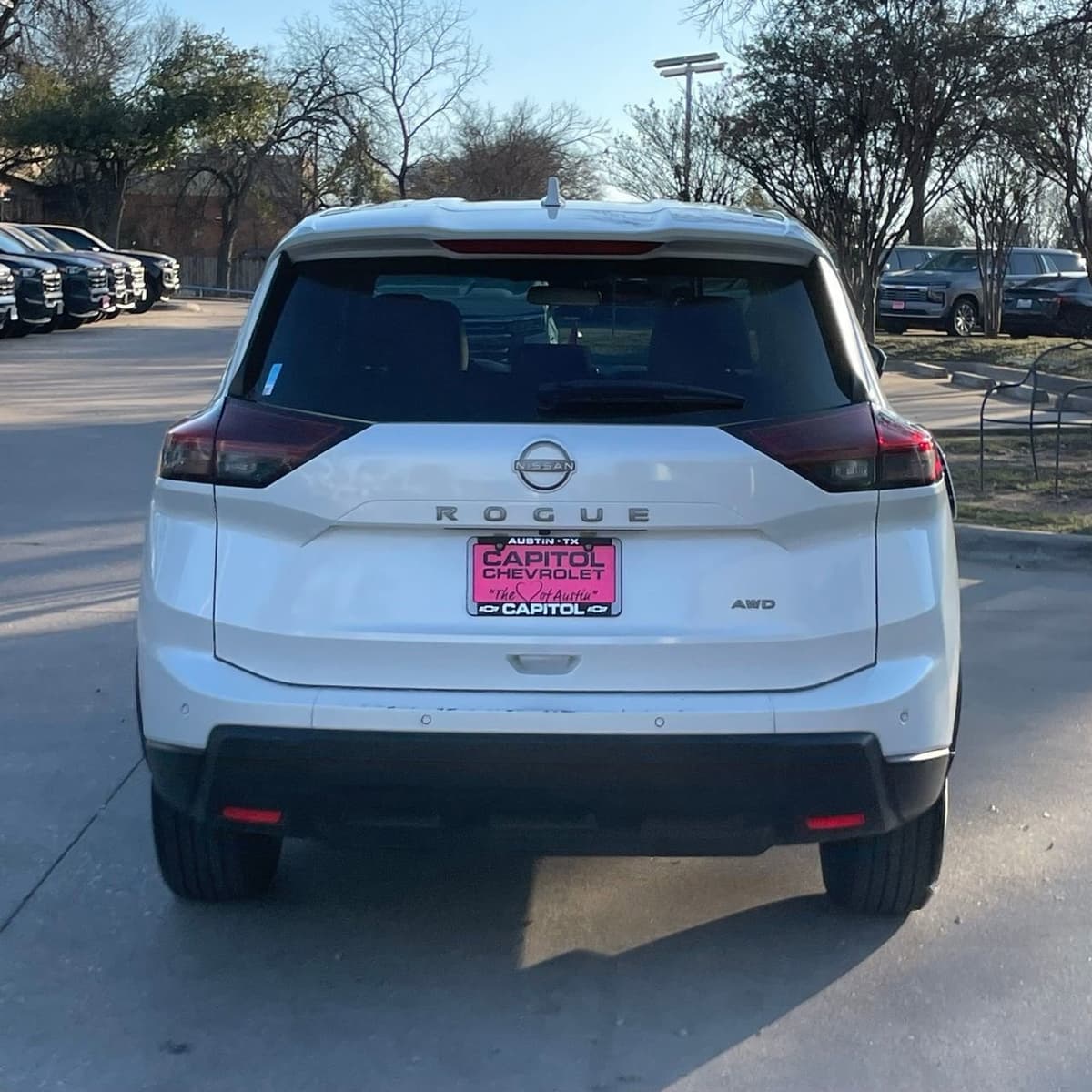 2025 Nissan Rogue - Image 5