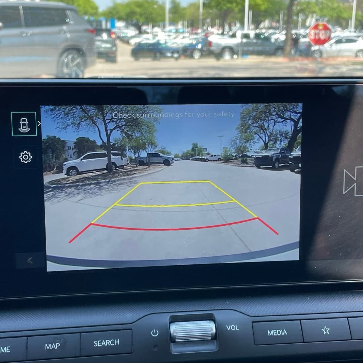 2025 Kia K4 - Image 17