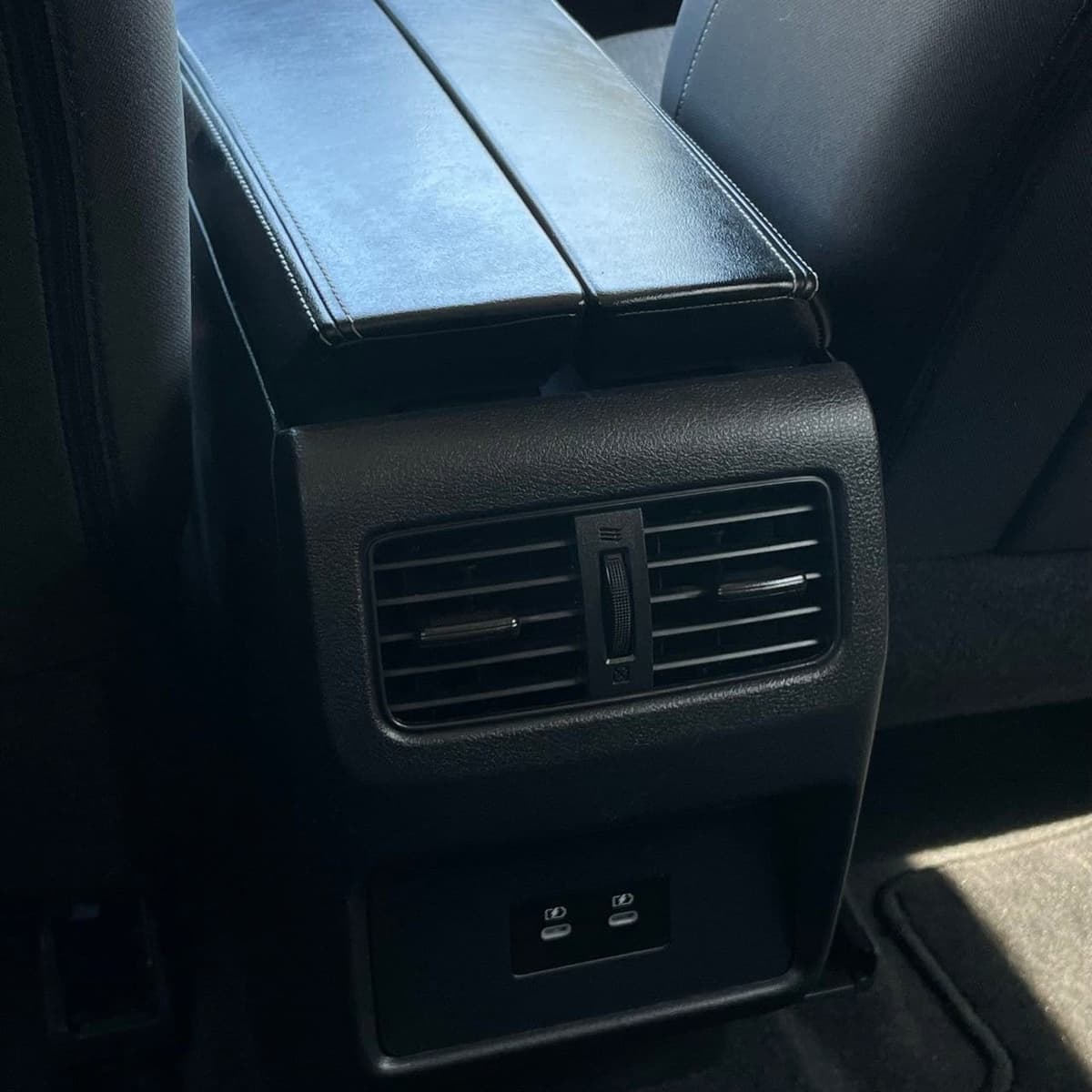 2024 Nissan Rogue - Image 25