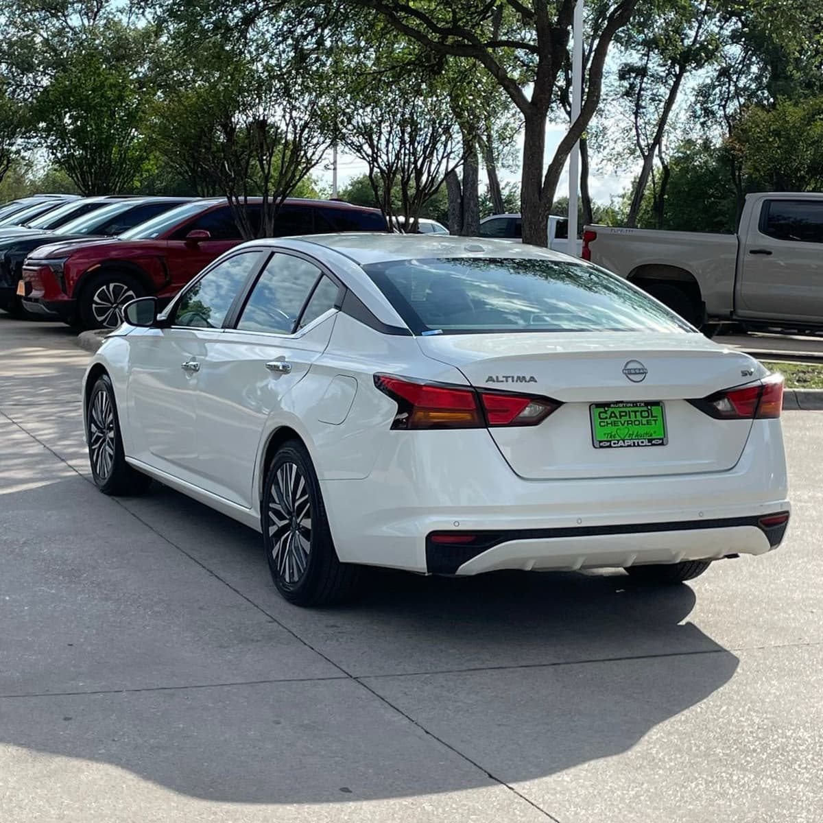 2024 Nissan Altima - Image 4