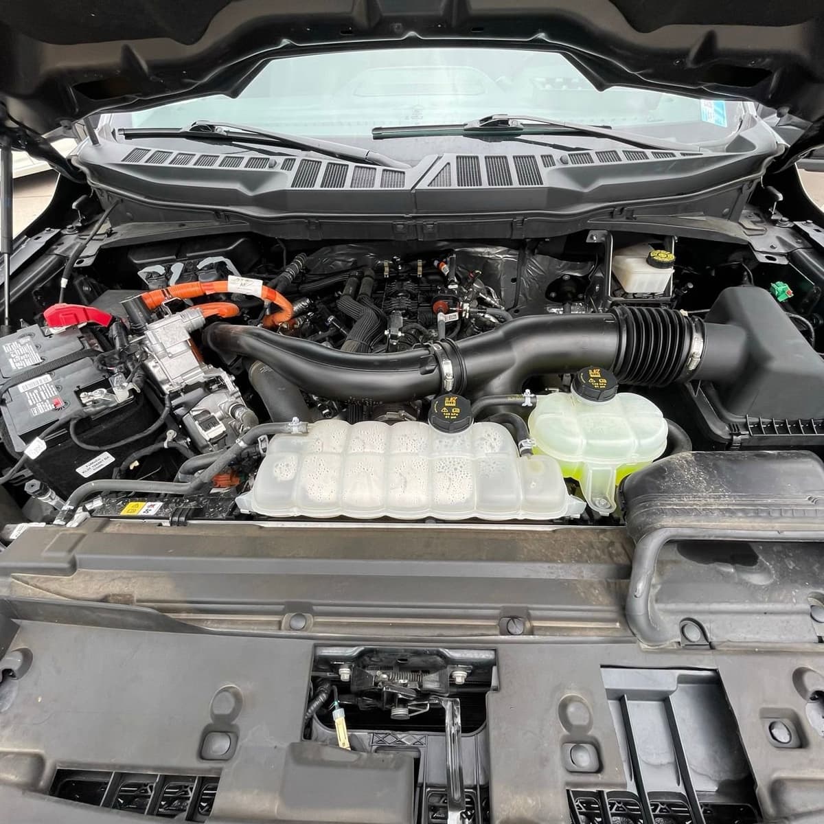 2024 Ford F-150 - Image 25