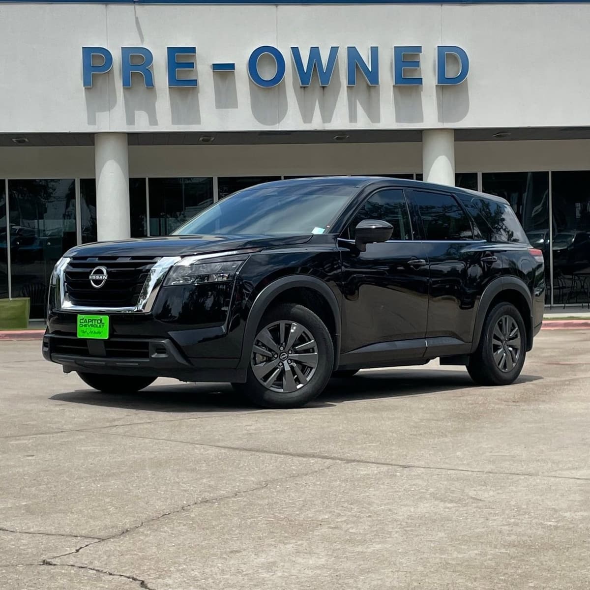 2024 Nissan Pathfinder - Image 2