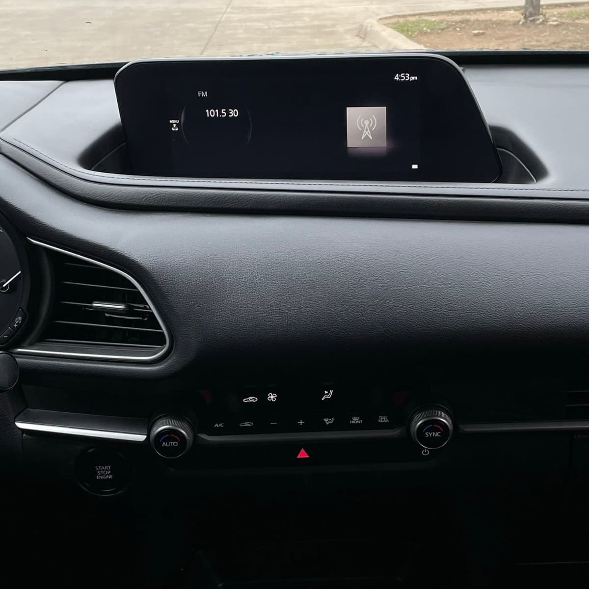 2024 Mazda CX-30 - Image 16