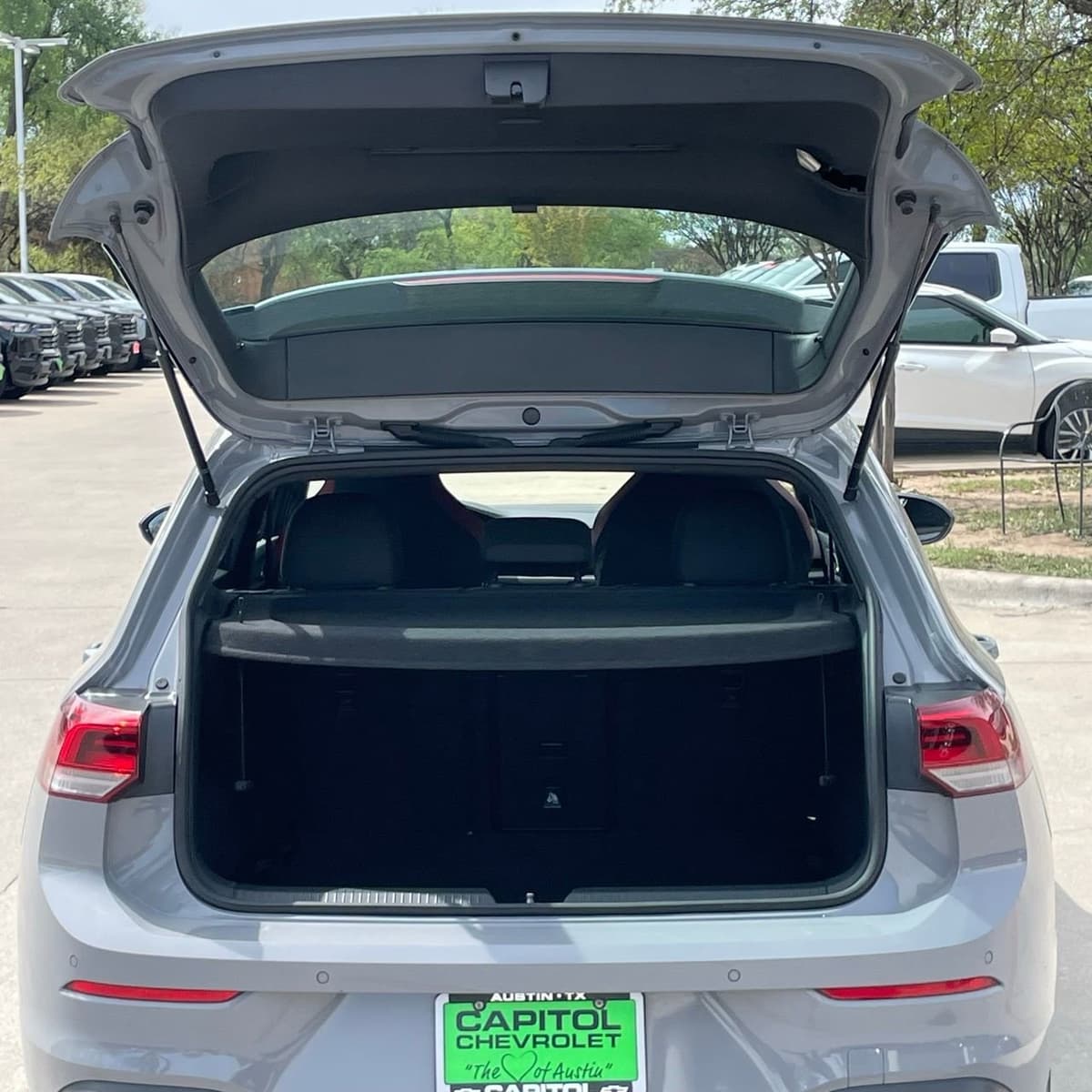 2024 Volkswagen Golf GTI - Image 24