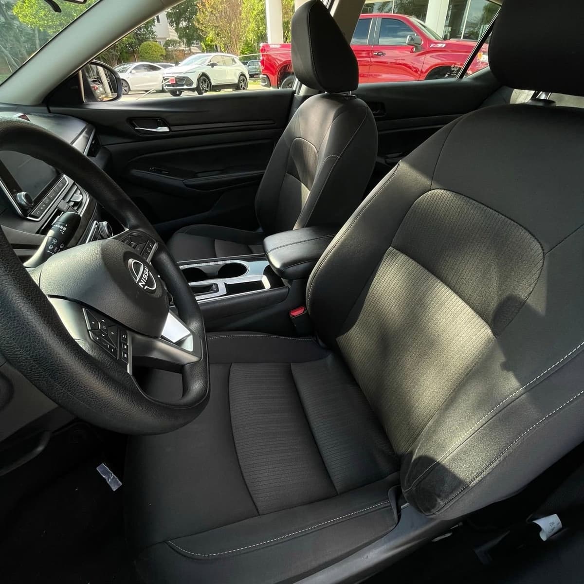 2024 Nissan Altima - Image 22