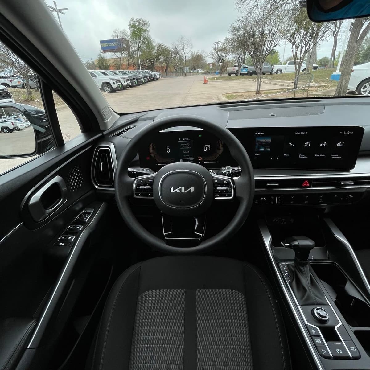 2025 Kia Sorento - Image 11