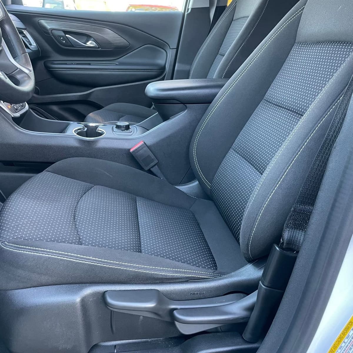 2024 GMC Terrain - Image 22