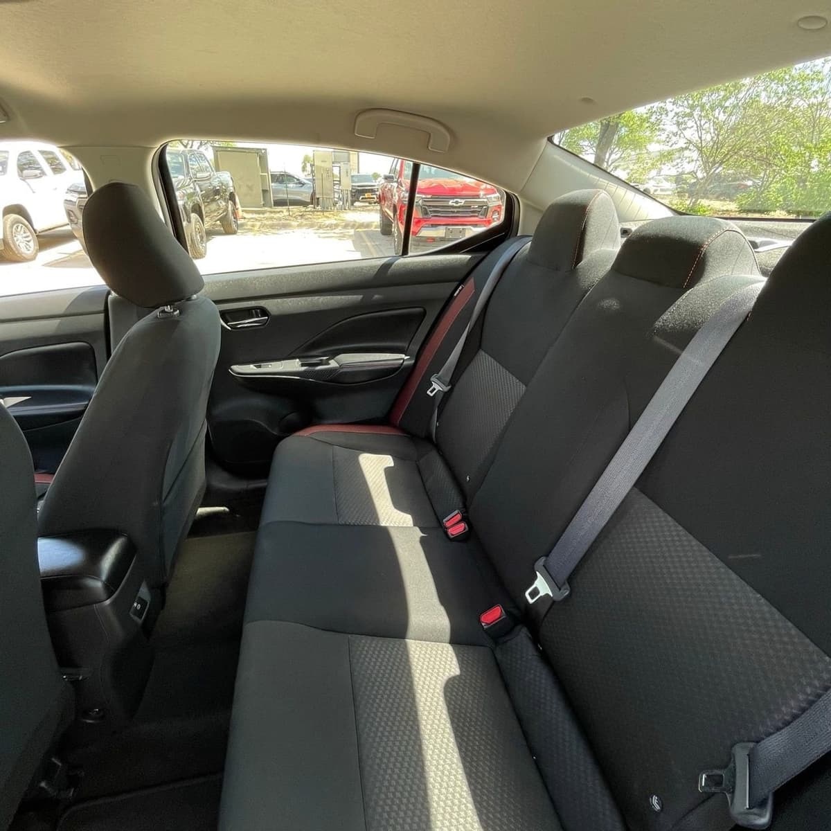 2024 Nissan Versa - Image 24