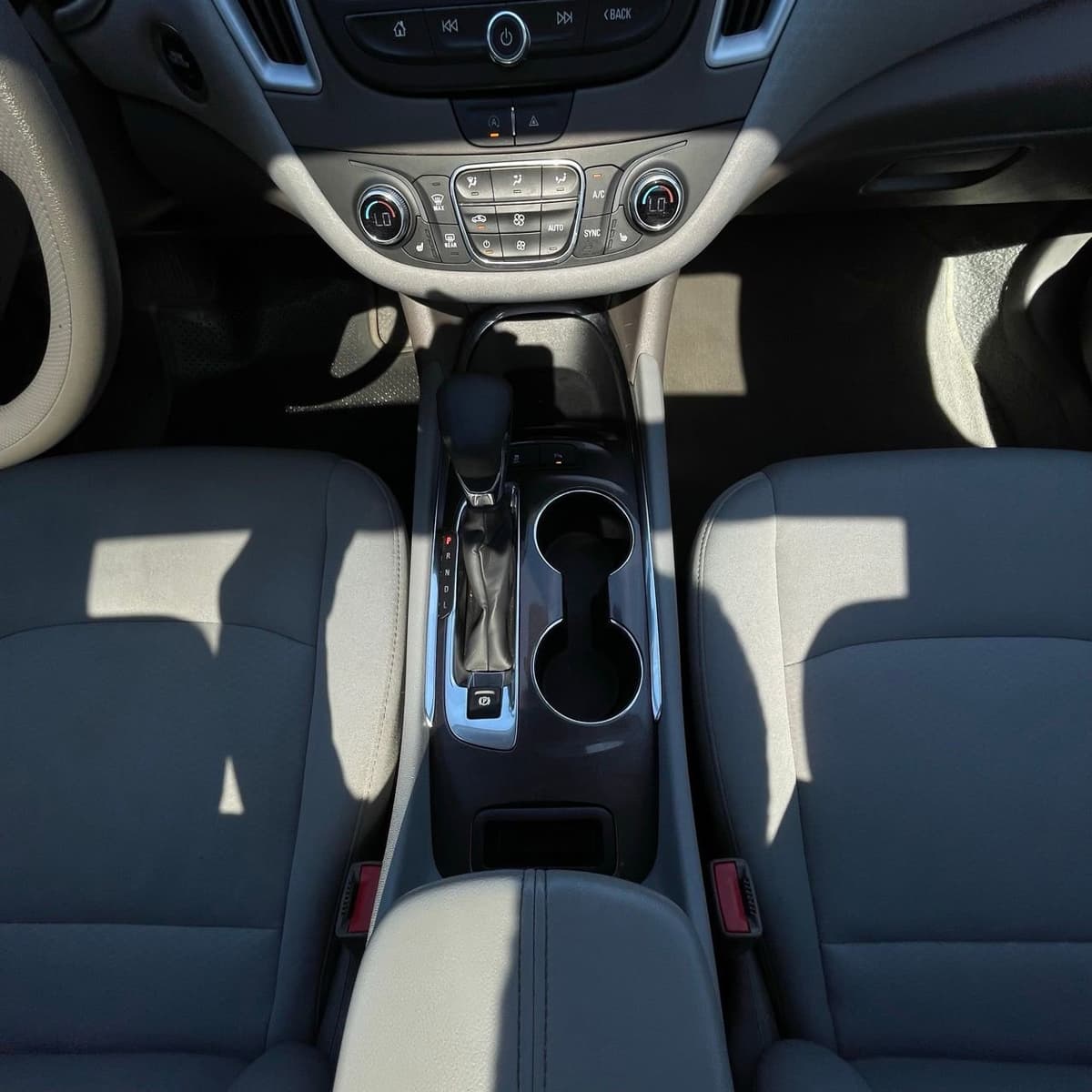 2024 Chevrolet Malibu - Image 20