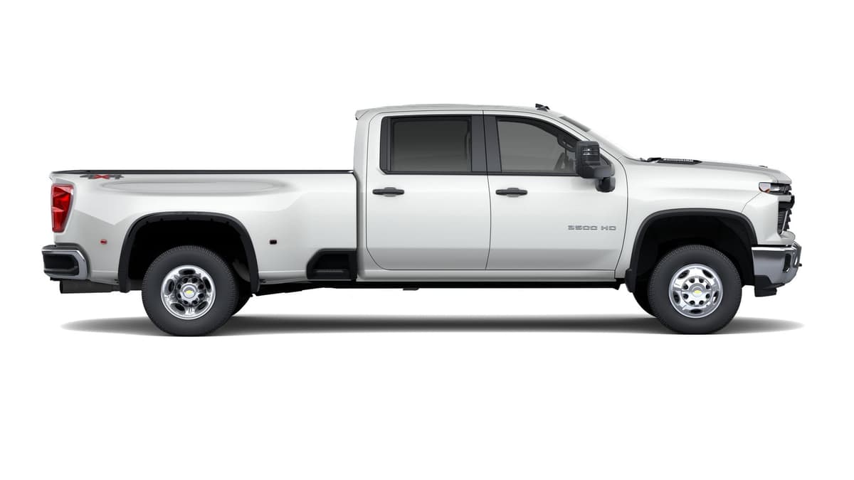 2026 Chevrolet Silverado 3500 HD - Image 4