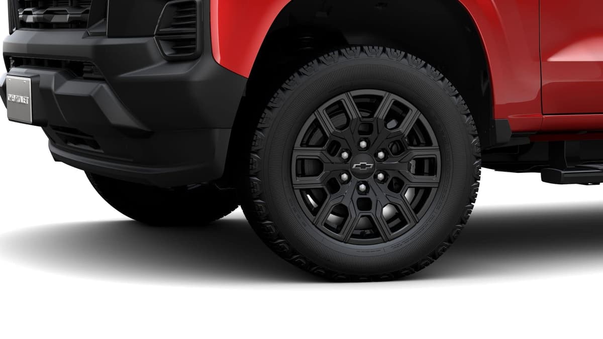 2026 Chevrolet Colorado - Image 4