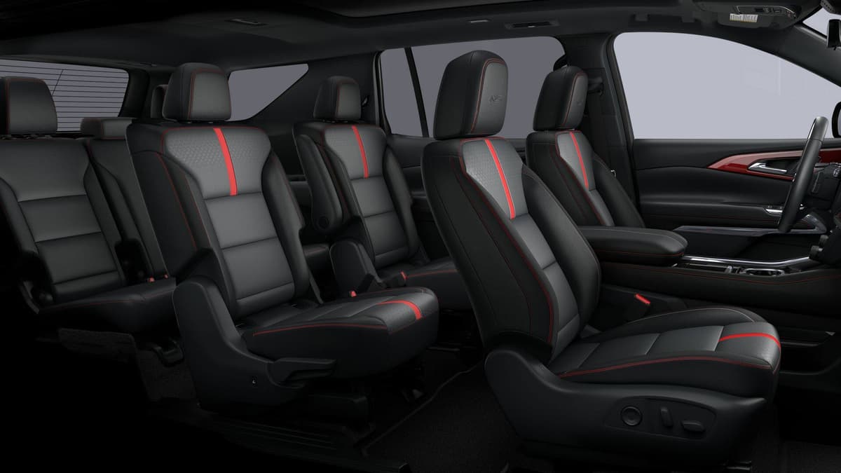 2026 Chevrolet Traverse - Image 30