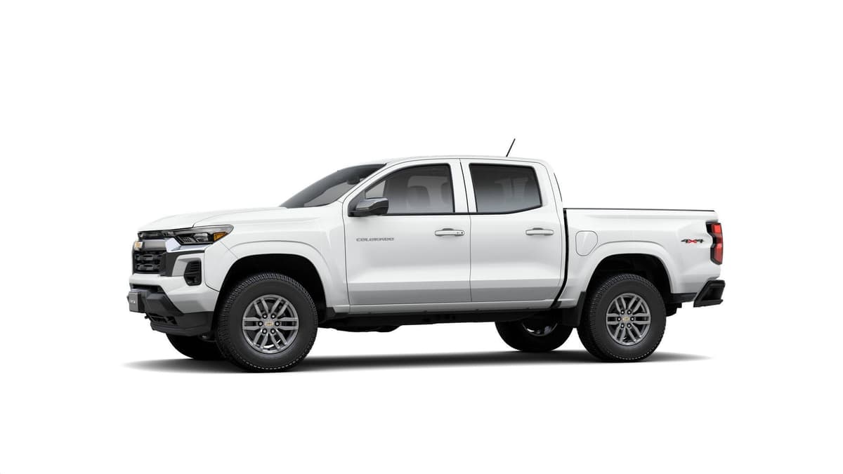 2025 Chevrolet Colorado - Image 26