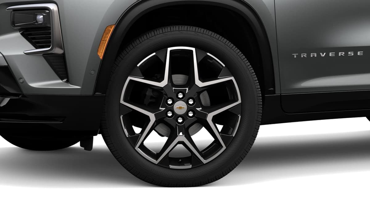 2026 Chevrolet Traverse - Image 28