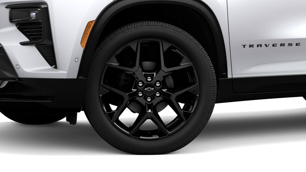 2026 Chevrolet Traverse - Image 4