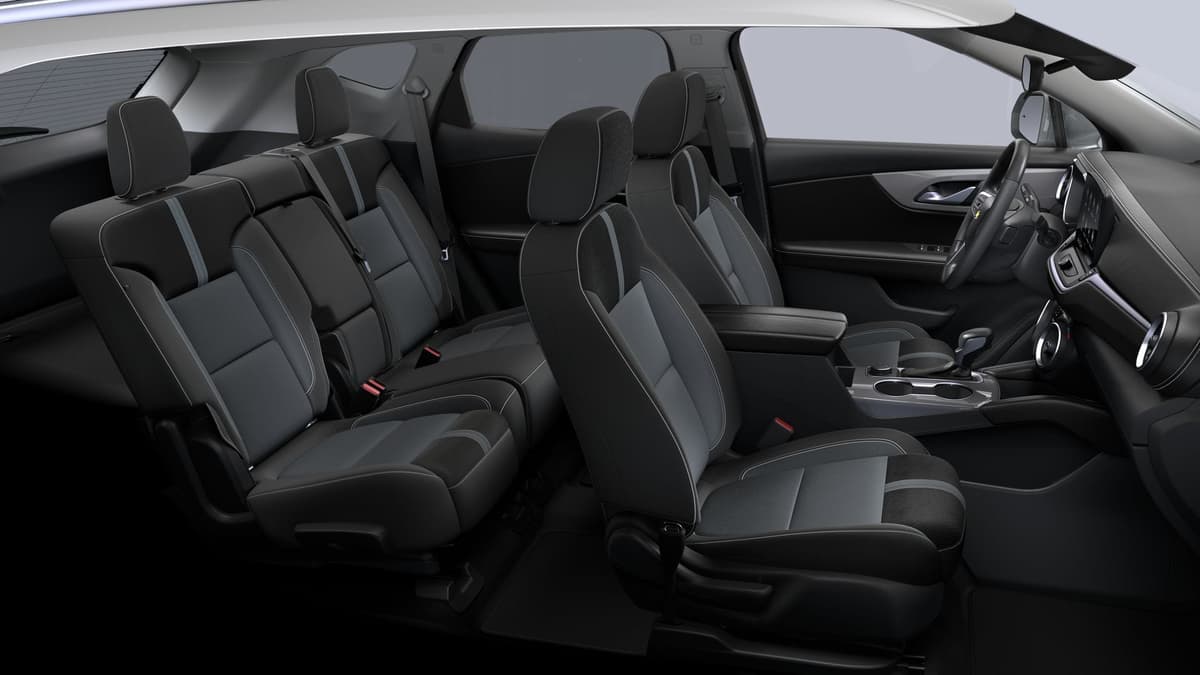 2025 Chevrolet Blazer - Image 31