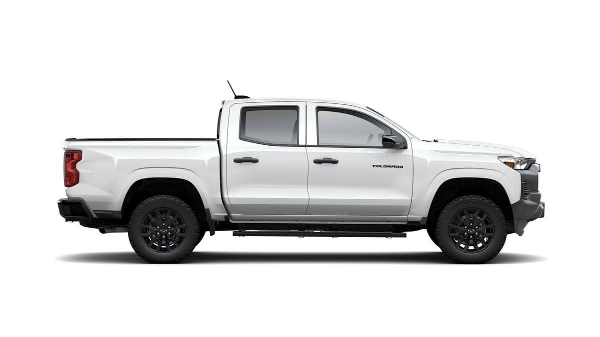 2026 Chevrolet Colorado - Image 4