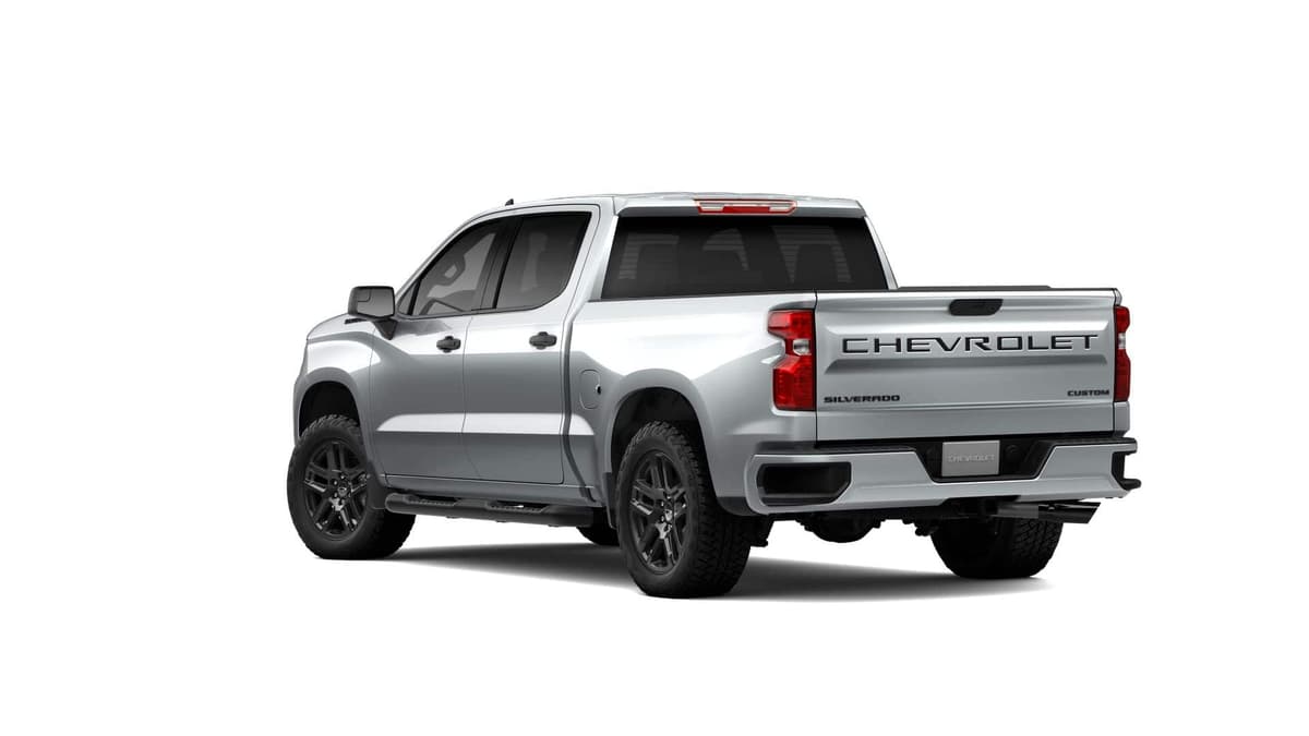 2026 Chevrolet Silverado 1500 - Image 3