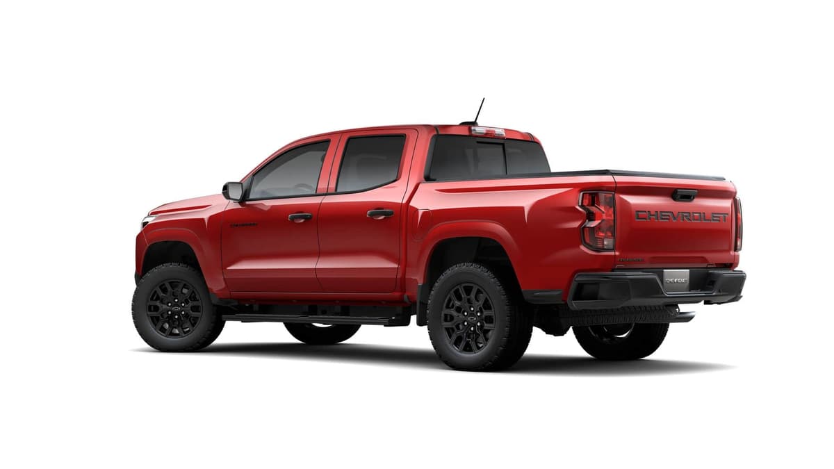 2026 Chevrolet Colorado - Image 3