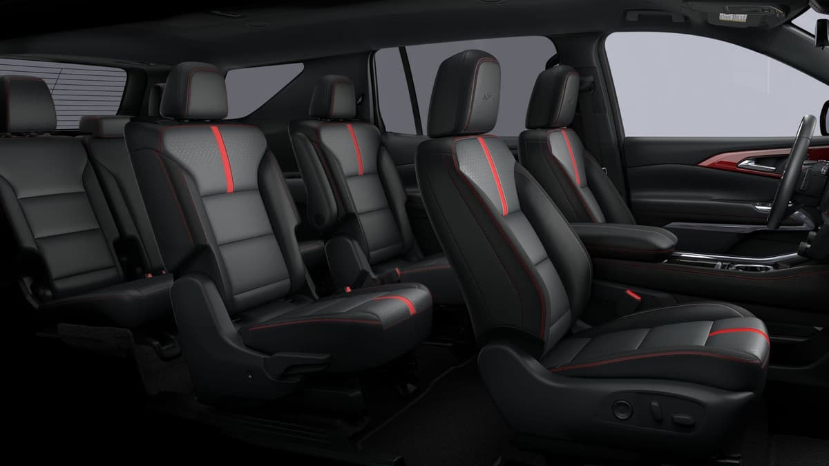 2026 Chevrolet Traverse - Image 30