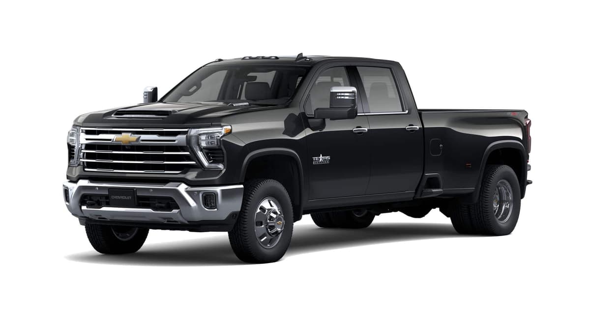 2026 Chevrolet Silverado 3500 HD - Image 25