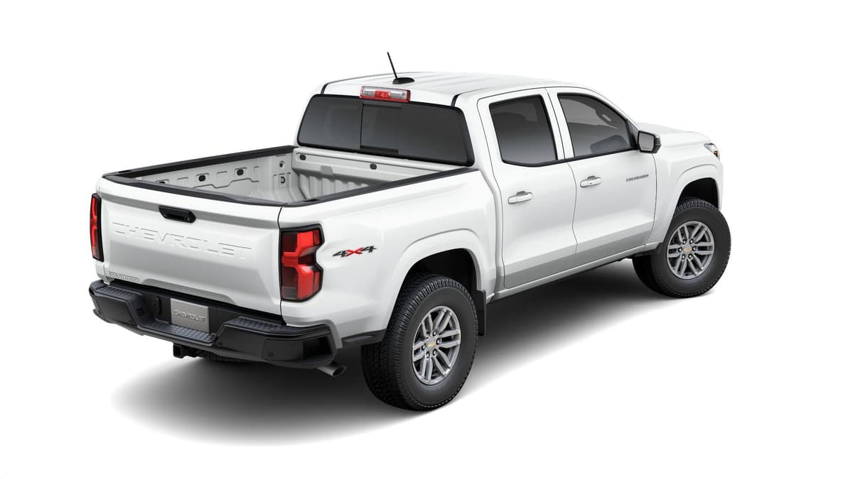 2025 Chevrolet Colorado - Image 28
